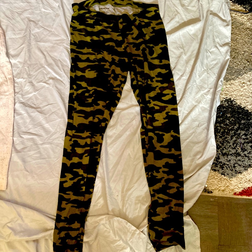 Yoga pants
